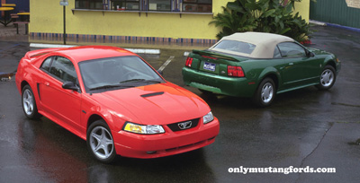 2000 ford mustang coupe and convertible